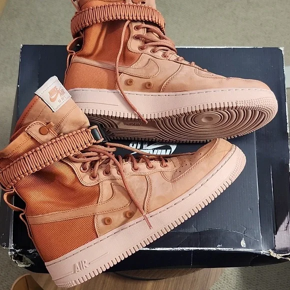 Nike Air Force 1 Boot/Dusty Peach/Womens Size 11/ Mens Size 9.5 - Picture 5 of 6